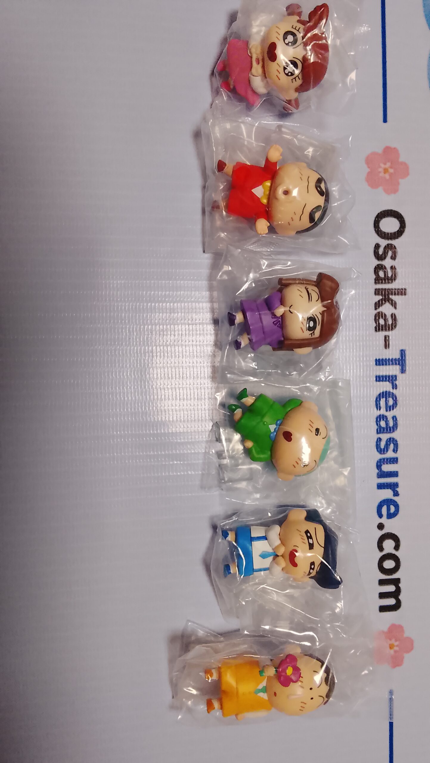 Crayon Shin-chan Suki Suki Mascot – Full Set 6/6 – Bandai Gashapon Japon – Image 2